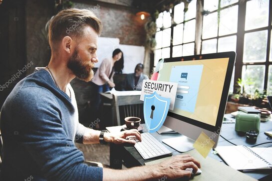 Persona che protegge la propria privacy in ufficio con misure di sicurezza semplici